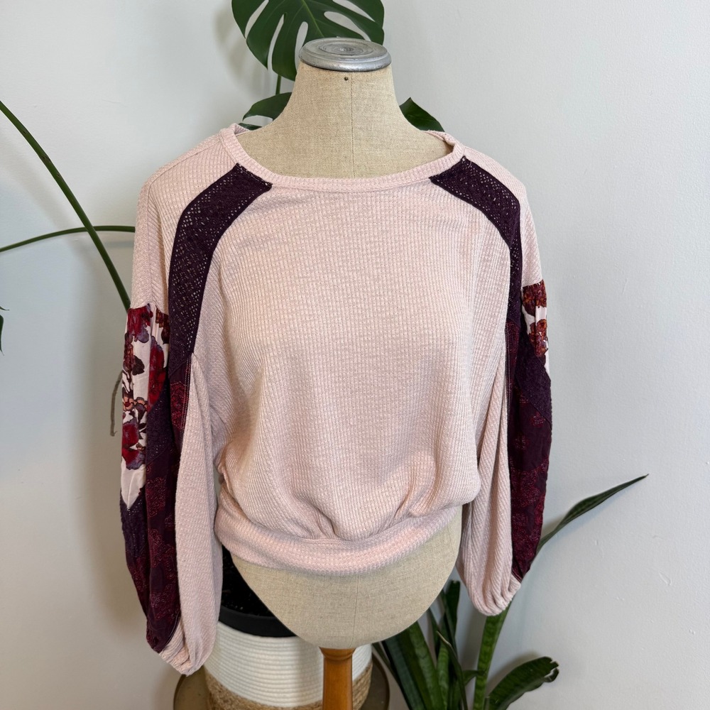 Free People Thermal‎ Knit Patchwork Sleeve Top Small Pink Boho Excellent Womens